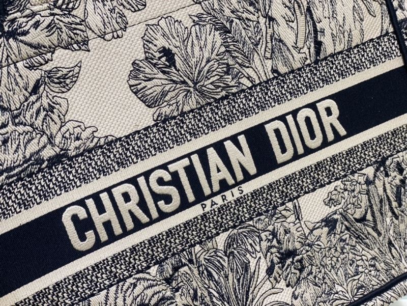 Christian Dior Shopping Bags